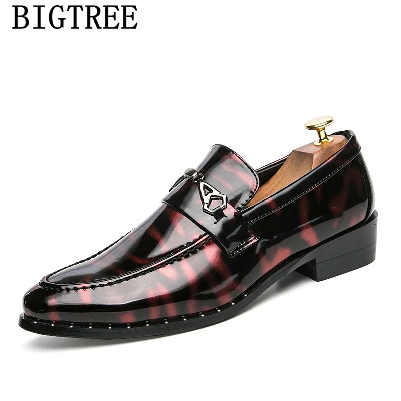 Fashion Men Shoes Wedding Patent Leather Shoes For Men Suit Shoes Loafers Men Sepatu Slip On Pria Luxury Italian Brand Ayakkabi