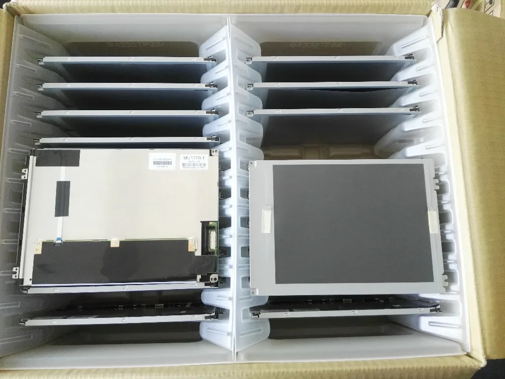 LQ084V1DG44  LCD Panel New and original