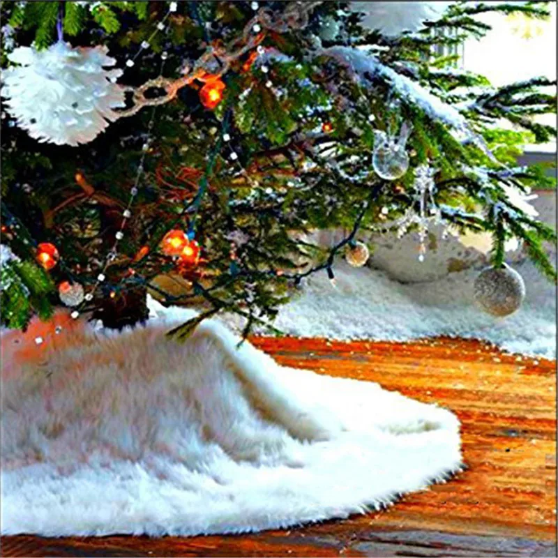 High quality 78CM Diameter Pure White Christmas Tree Skirt Xmas Tree Decoration Snowflakes Xmas Tree Cover Decor image 2