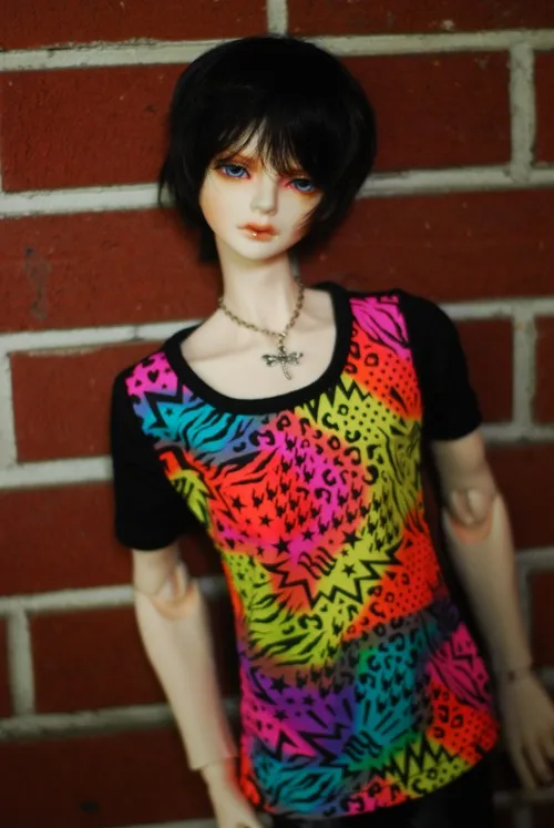 

1/3 1/4 scale BJD clothes accessories T-shirt for BJD/SD EID doll.Not included doll,shoes,wig and other accessories 0595