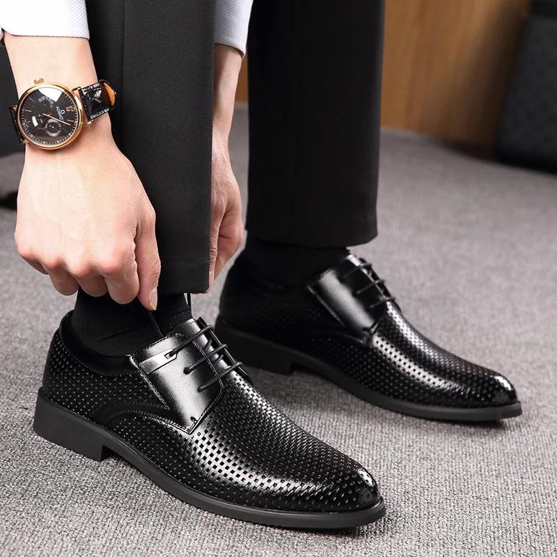 QFFAZ Men Shoes Luxury Brand Hollow Out Formal Shoes Summer Pointed Toe Business Suit Office Oxford Dress Footwear Brown Black