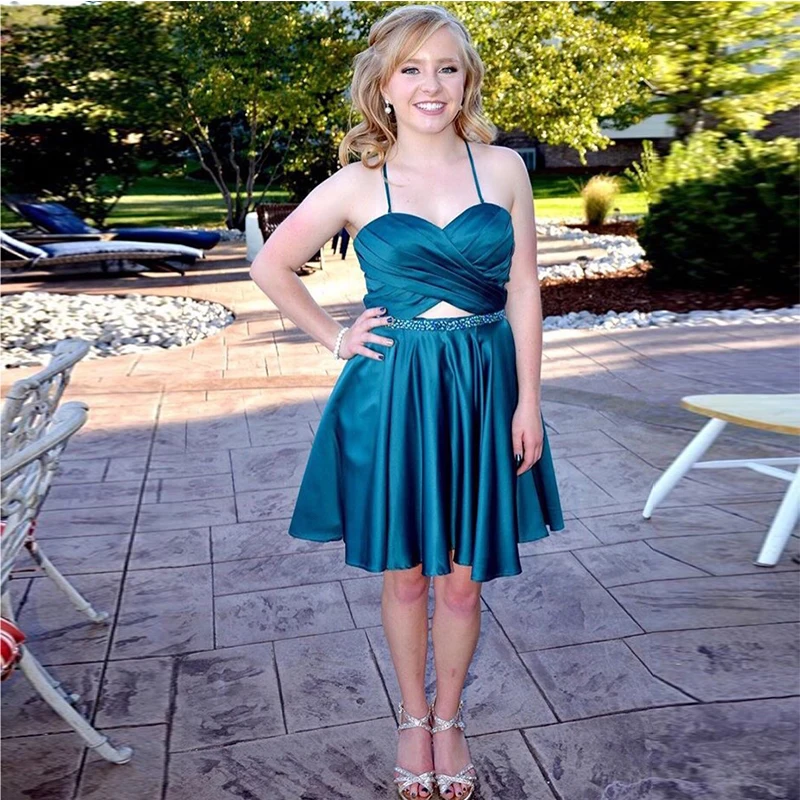 

Mini Short Graduation Homecoming Dresses Halter Neck A-line Pleats Satin Blue Color Beaded Homecoming Cocktail Party Dress