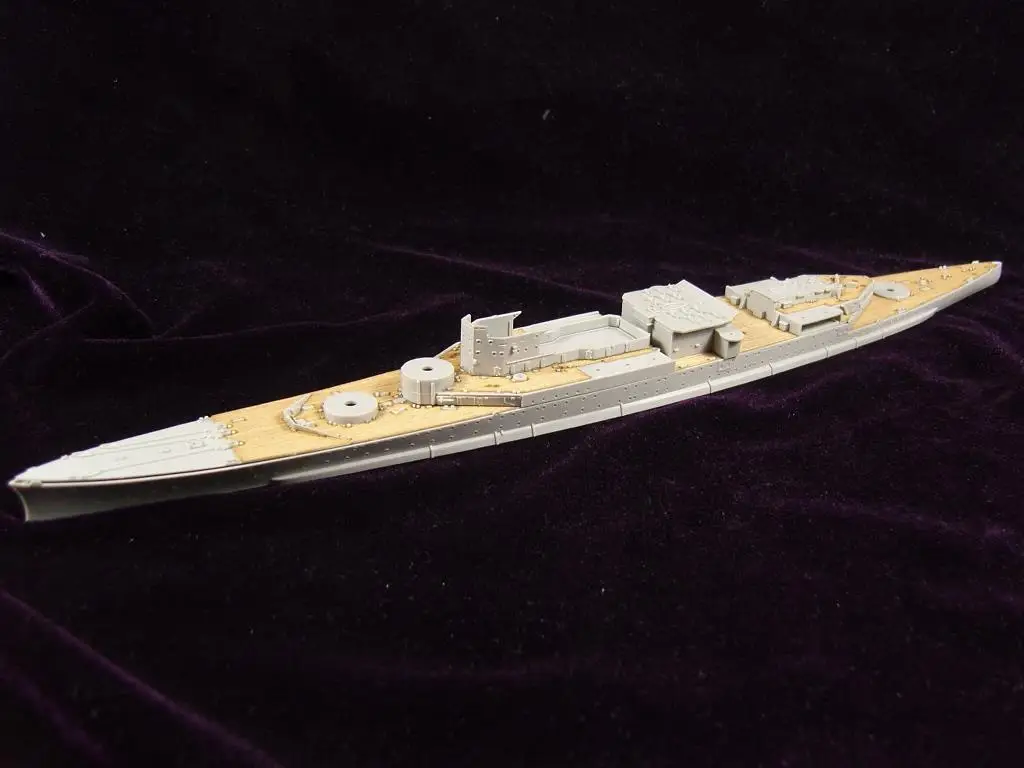 

Trumpeter ARTWOX 05765 prestige British battleship wooden deck 1945AW20047