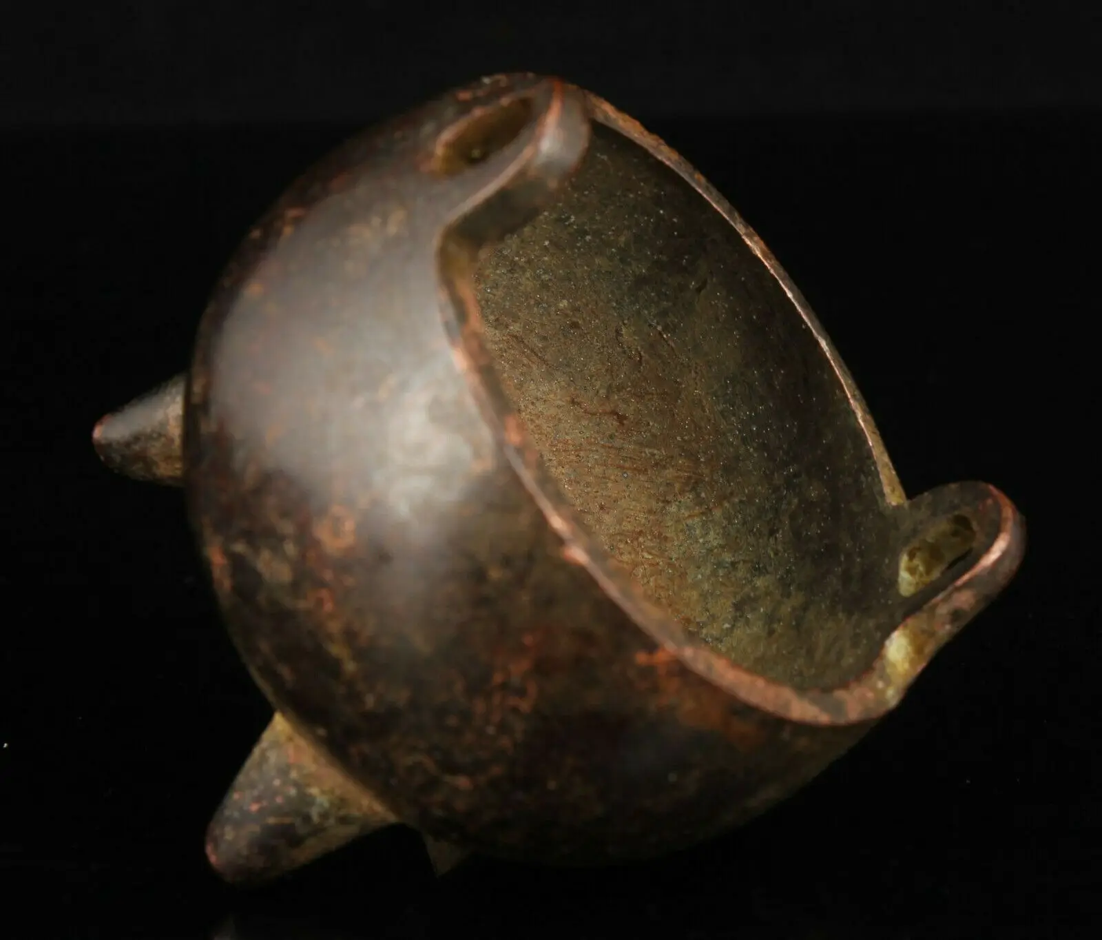 Chinese Collectible Hand-carved Retro Bronze Mini Incense Burner Censer Ornaments Decoration