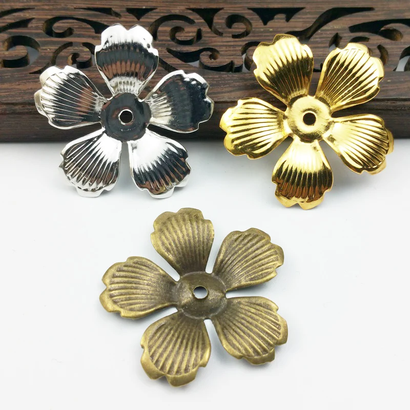 20 pcs/lot 32mm Gold color/ /Antique bronze Metal Filigree Flowers Slice Charms Setting Jewelry DIY Components