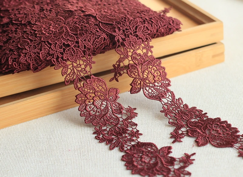 MLAEY High quality Lace Trim, Delicate Floral Lace ribbon , Venise Lace Fabric for Costumes