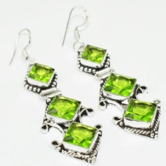 

Peridots , 72 мм, серебряное покрытие на медных сережках, E1685