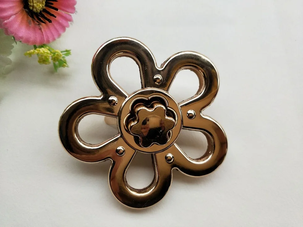 

(10 PCS / lot) new luggage handbag hardware accessories 5 petals sunflower shape metal decorative twist lock