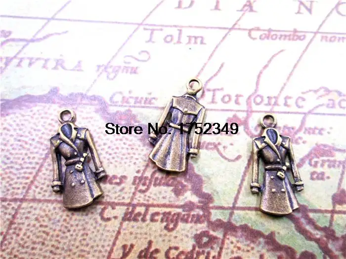 20 pcs-- Coat Charms,Antique bronze 3D Mini Clothings Overcoats Coats Windbreakers Charms Pendants 23x12mm