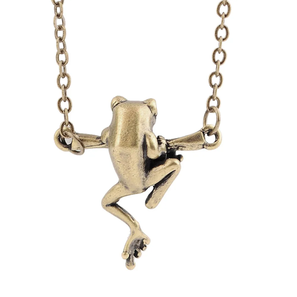 Cxwind Cute Baby Frog on a Branch Animal Charm Necklace Adorable 3D Frog Pendant Necklace Jewelry Collar Accessories Pendant