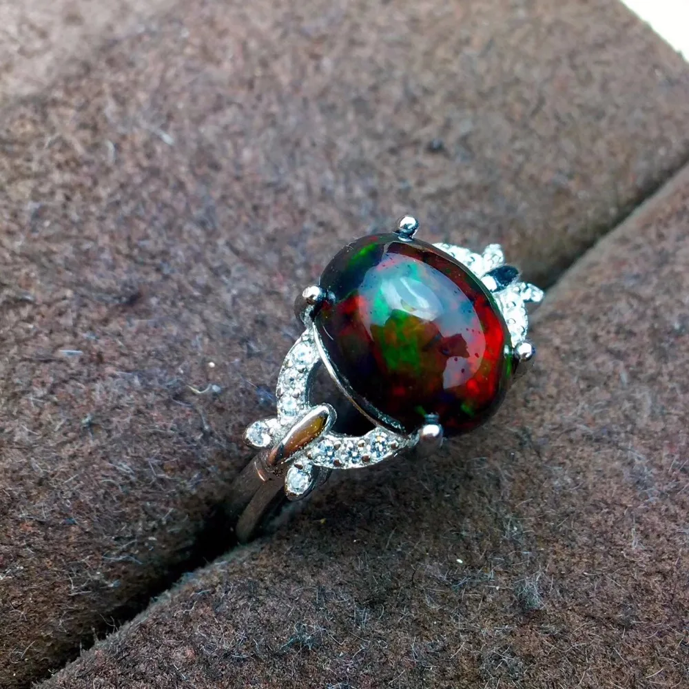 New products, natural black Opal ring, 925 silver inlay, hot selling. From Australia  Beautiful fire