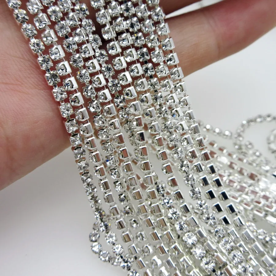 5yards/roll Clear glitter crystal glass 2mm 2.5mm 2.8mm 3mm 4mm Silver Base Close cup rhinestone Chain apparel Sewing ornament