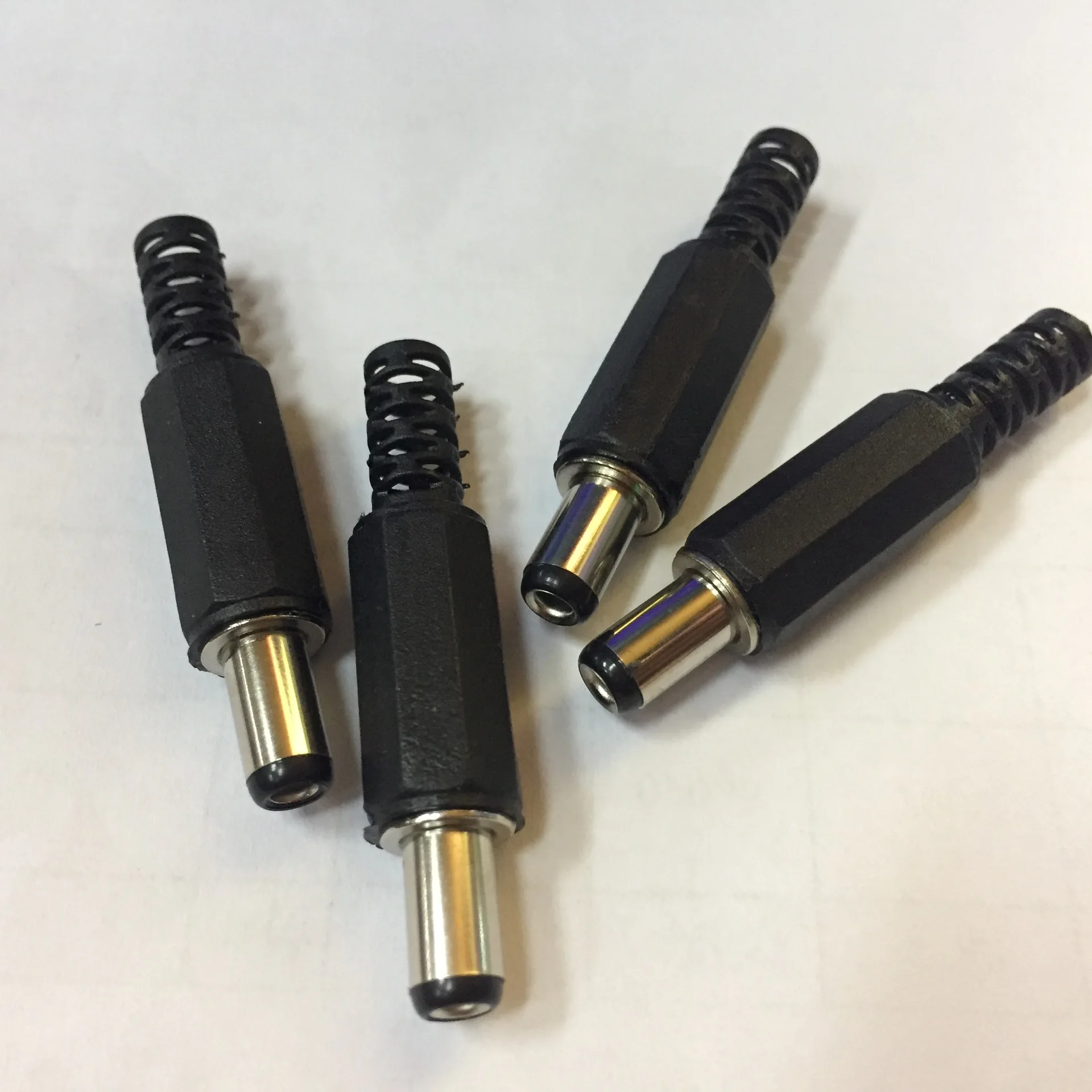 20Pcs 5.5x2.5mm Male DC In-Line Plug Socket Jack Connector Adapter Plastic Cover