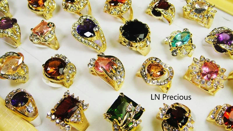 10Pcs Classic Rhinestone Zirconia Gold Finger Rings for Women Whole Bulk Jewelry Lot LR078