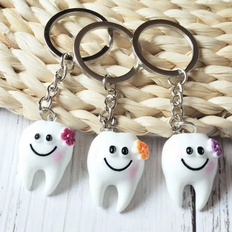 Simulation Cartoon Teeth Keychain Dentist Decoration Key Chains Resin Tooth Model Shape Key Rings Dental Clinic Gift