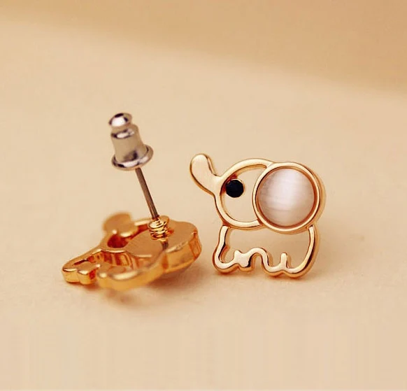 Women Gold Color Cute Elephant Stud Earrings White Pink Rhinestone Cat Eye Stone Opal Stud Earring Ear Party Animals Jewelry
