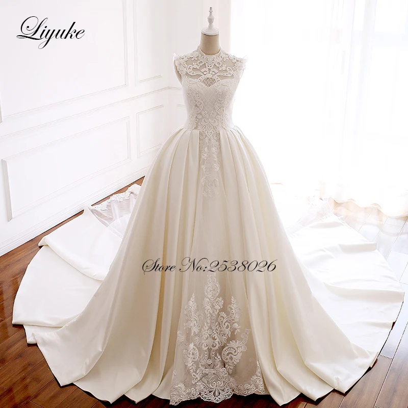 

Liyuke Embroidery Strapless A-Line Wedding Dress Floral Print Lace Elegant Bridal Dress Lace Up with Court Train