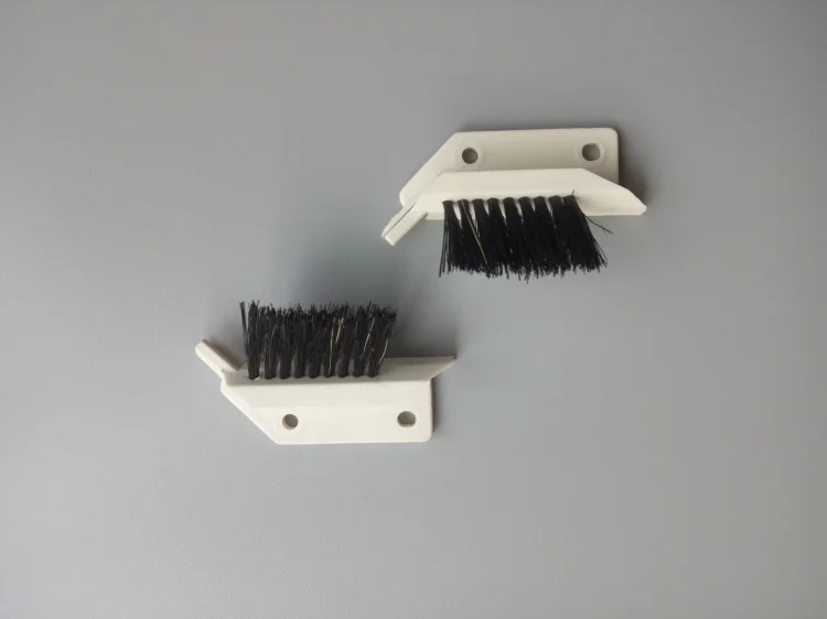 2PCS Brother spare parts KR260 A5 A6 head brush accessory number 413752001 413753001