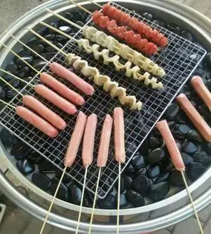 Máquina comercial de cachorro quente de salsicha assada com temperatura controlada