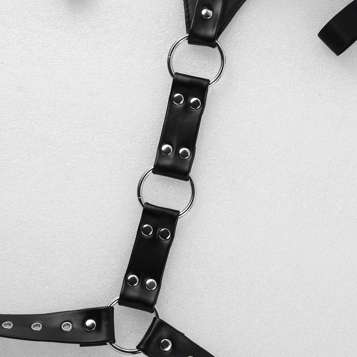 iiniim Mens Leather Body Chest Harness Erotic Punk Slim Fit Top Sexy Party Clubwear Costume Gay Male Cosplay Bondage BDSM Belt