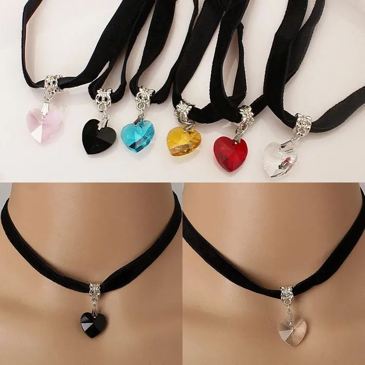 Retro Europe And The United States Top Quality Heart - Shaped Crystal Pendant Lace Black Peach Necklace Jewelry Wholesale 2020