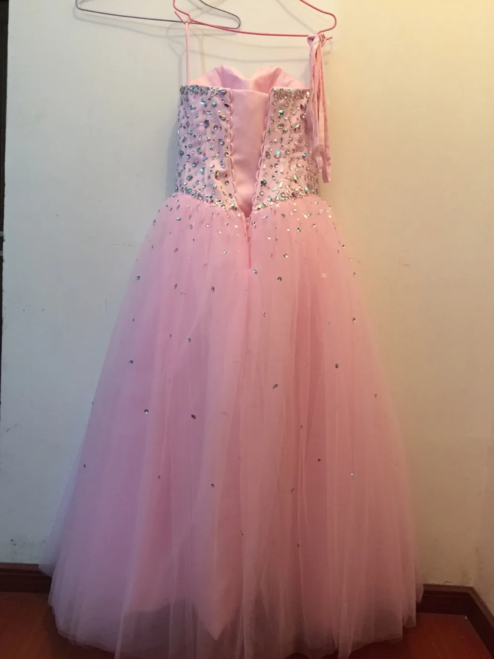 New Sweetheart Pink Blue Ball Gown Quinceanera Dresses Tulle Crystal Beads Sweet 16 Dress Long Prom dress Vestidos De 15 Anos