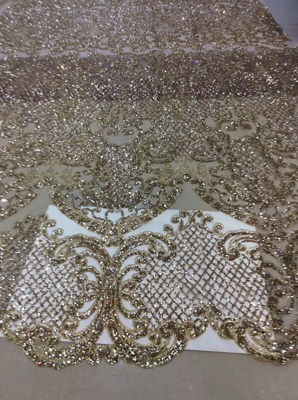 5 yards of African lace MYHL1368 high-end wedding fabrics Nigeria hot products factory direct sales you can customize any patter