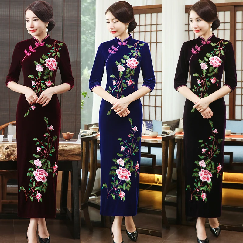 Top Grade Female Fall New Velour Qipao Chinese Style Embroider Flower Dress Half Sleeve Long Evening Mandarin Collar Cheongsam 