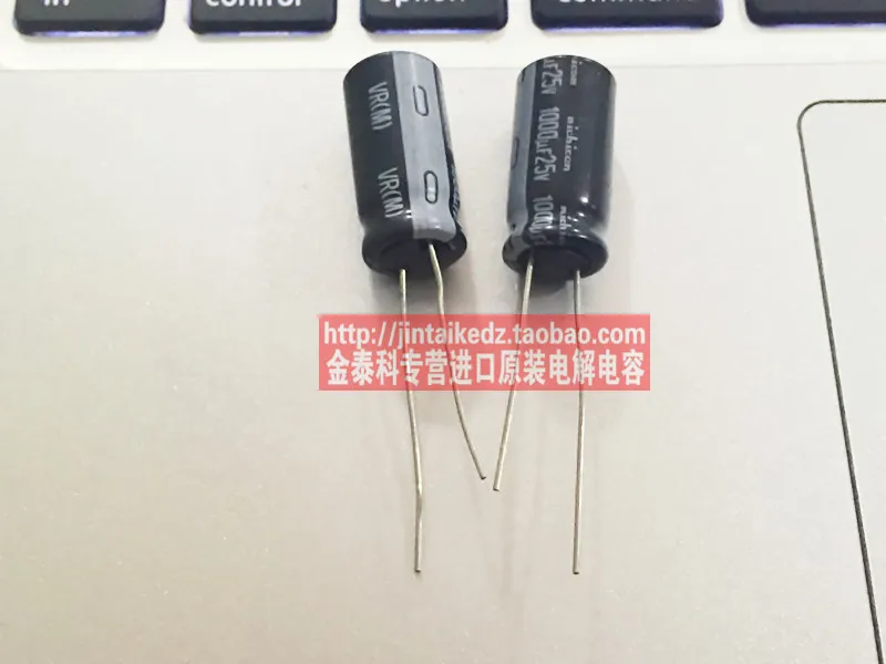 

2020 hot sale 30PCS/50PCS Import electrolytic capacitors 25V1000UF 10X20 VR Series 85 degrees NICHICON spot free shipping