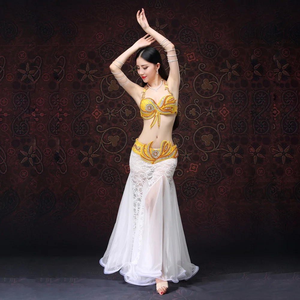 Stage Performance 2018 Belly Dancing Clothes Oriental Dance Outfits Sexy Lace Belly Dance Beaded Costume Set Bra Belt Skirts