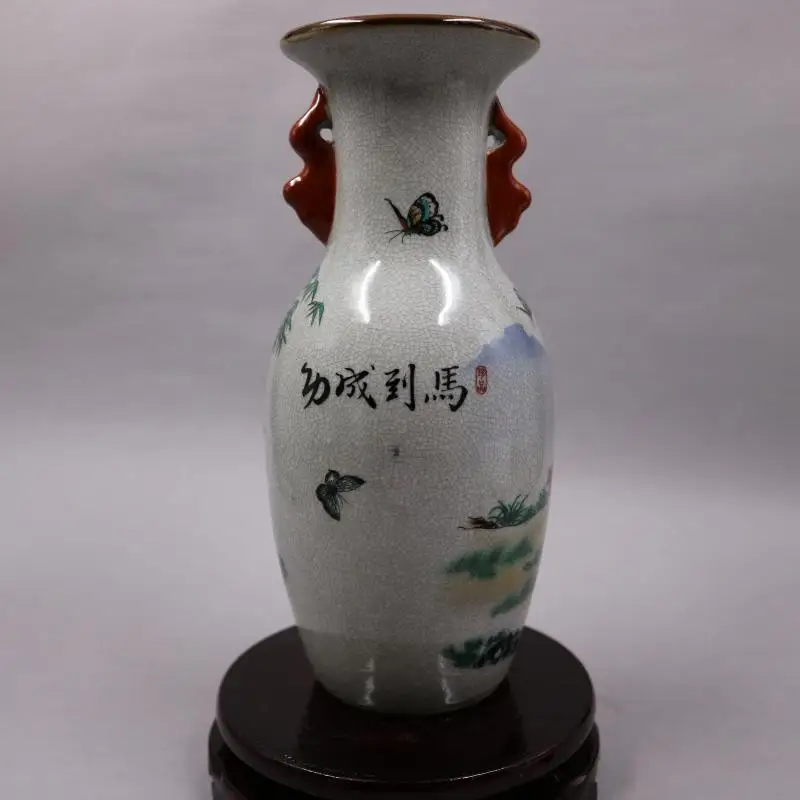 Chinese Old Porcelain Crack Glazed Ma Dao Cheng Gong Painting Double Ear Vase