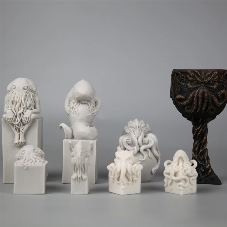 Home Decoration Accessories Cthulhu Mythos Childhood Cthulhu The Thinker Resin Statue Art Craftl Christmas Gift Toy model