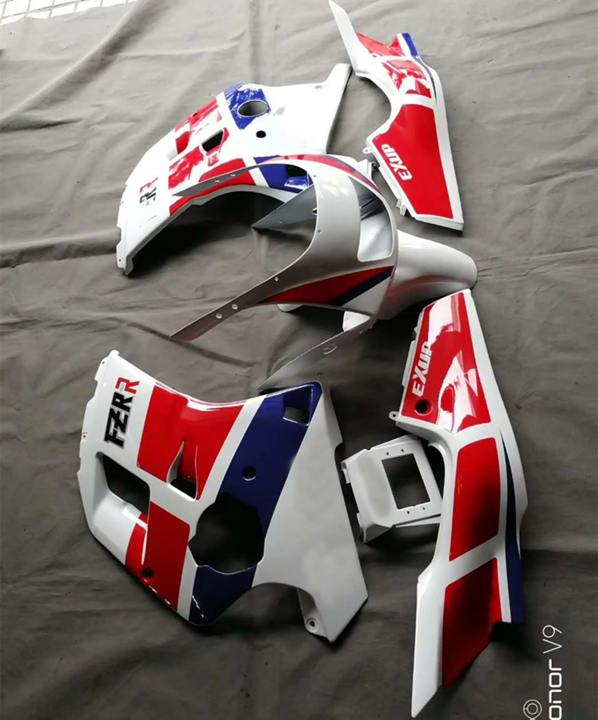 Motorcycle Fairing Body Work Kits Frame Cover Side Panel Mudguard Fender for Yamaha FZR250 FZR250R 3LN Single Headlight