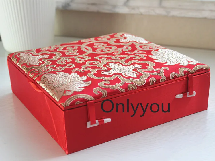 Large Cotton Filled Red Square Wooden Decoration Dish Box Collection Chinese Silk Brocade Plate Storage Case Gift Packaging