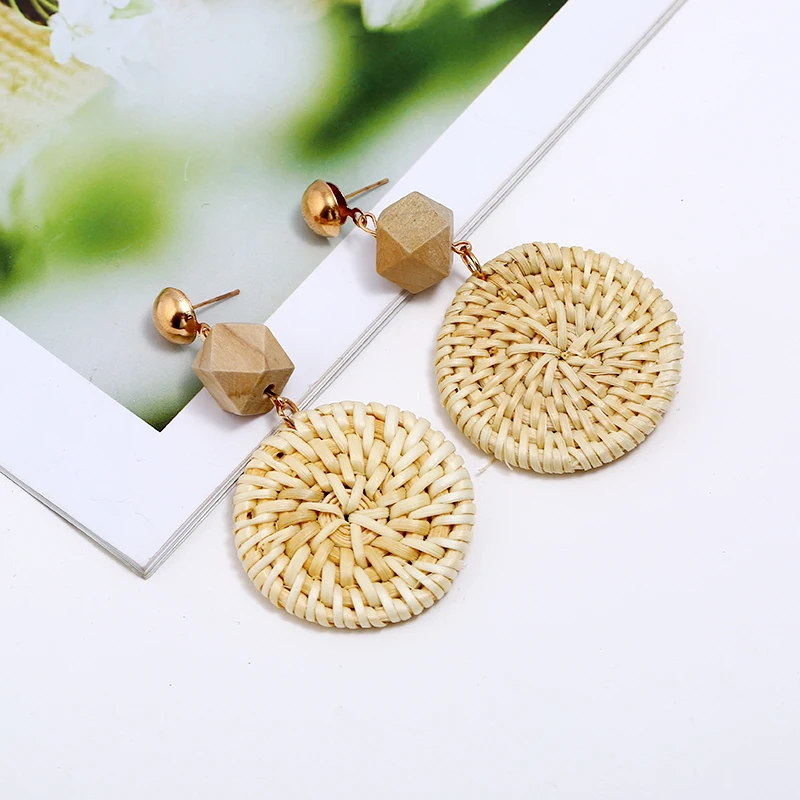 Fashion Bohemian Style Round Straw Woven Dangle Earrings For Women Geometric Exaggerate Round Pendant Statement Jewelry2019