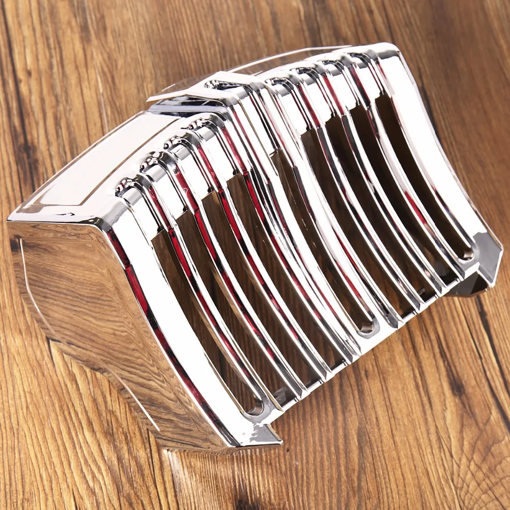 Chrome Precision Oil Cooler Cover For Harley M8 Touring Electra Street Glide Road Glide FLHX FLTR 2017-2020