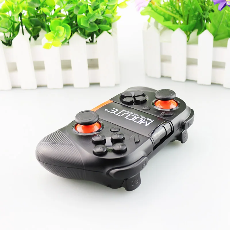 MOCUTE 050 VR Game Pad Controller Joystick Android Selfie telecomando otturatore Gamepad per PC Smart Phone + supporto