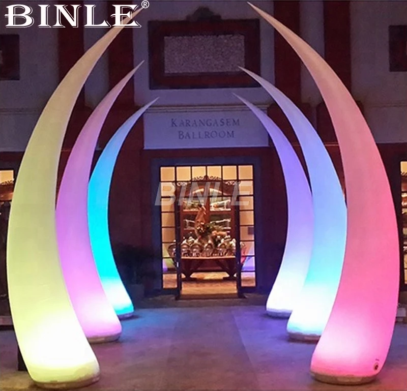 2018 hot sale wedding decoration inflatable tusk with led light inflatable entrance arch for sale