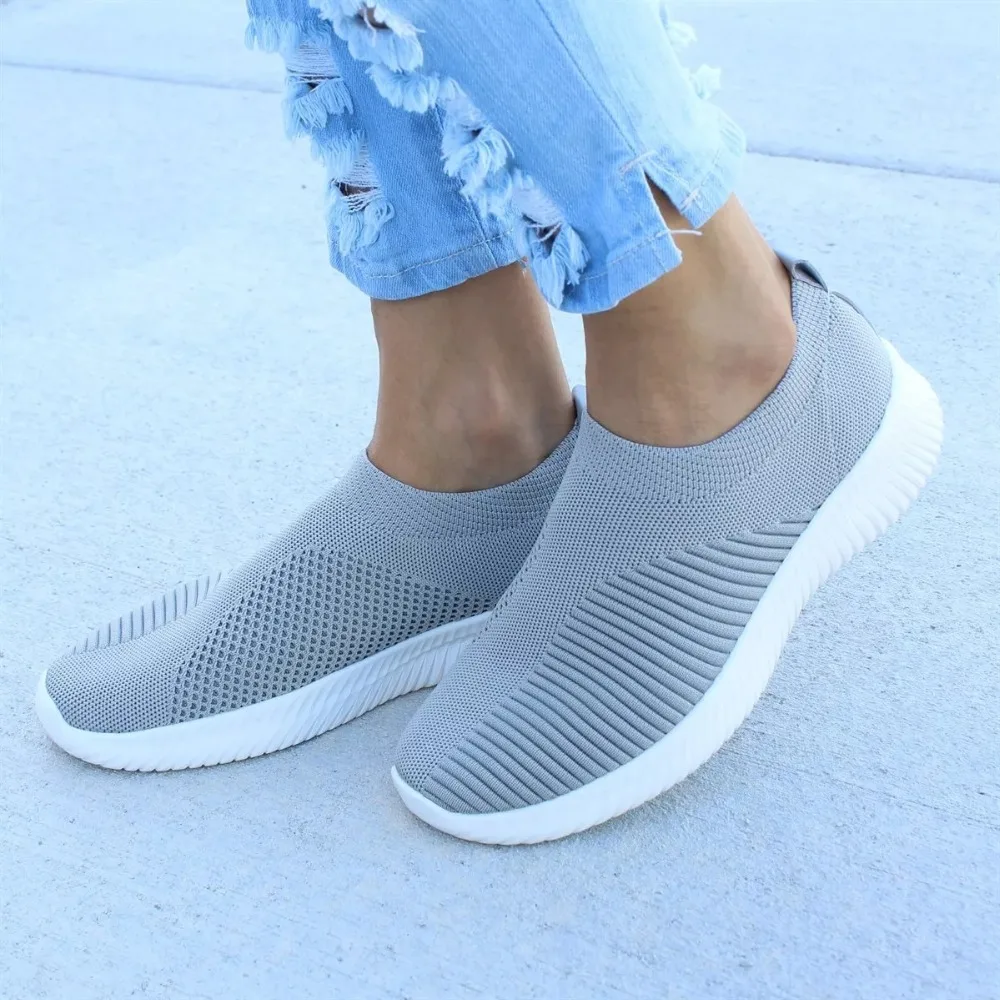 Women Shoes Plus Size 43 Women Vulcanize Shoes Slip On Sock Shoes Female Mesh White Sneakers Women Flat Casual Tenis Feminino