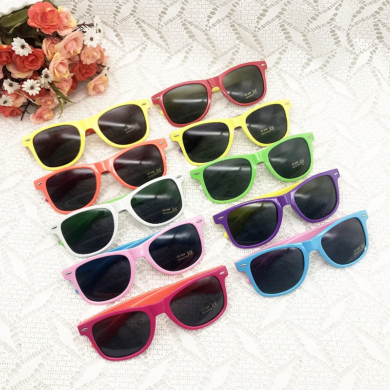 

Mix Color Funny Party Favor Neon Party Sunglasses Favors Party Toys Goody Bag Favors 24pairs Wedding Party Supplies