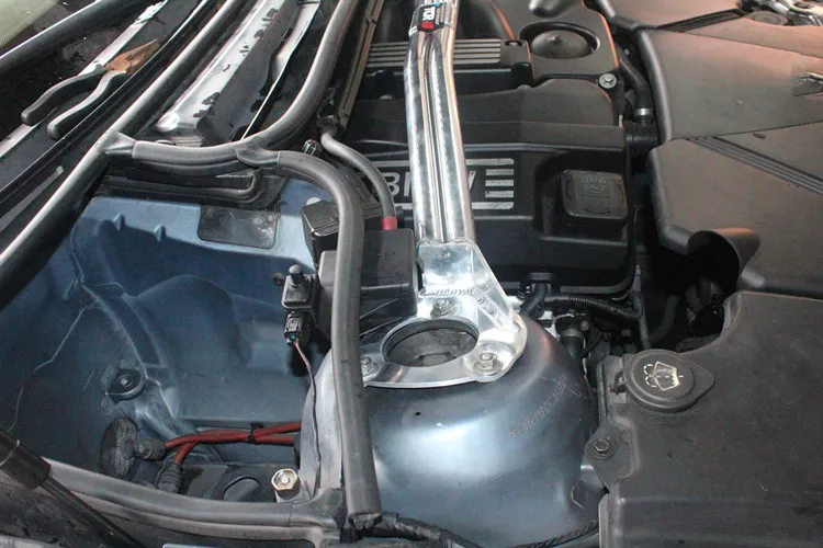 Front Strut Bar for BMW E46 3 Series 323i 325i 1999-2005 Front Upper Tower Strut Bar Tower Brace Aluminum Alloy Stabilizer Bar - view 3
