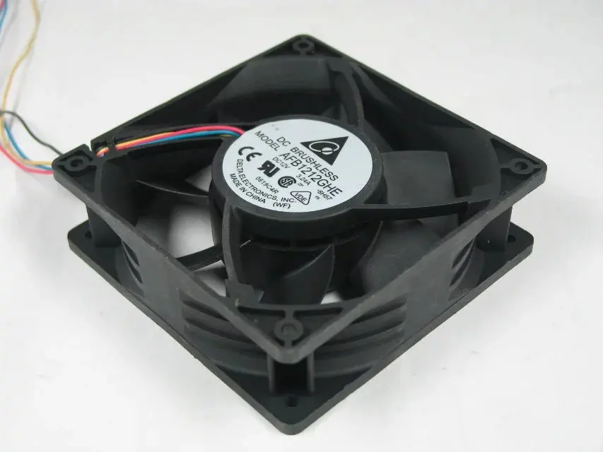 

Delta Electronics AFB1212GHE 8H57 DC 12V 3.24A 120x120x38mm Server Cooling Fan