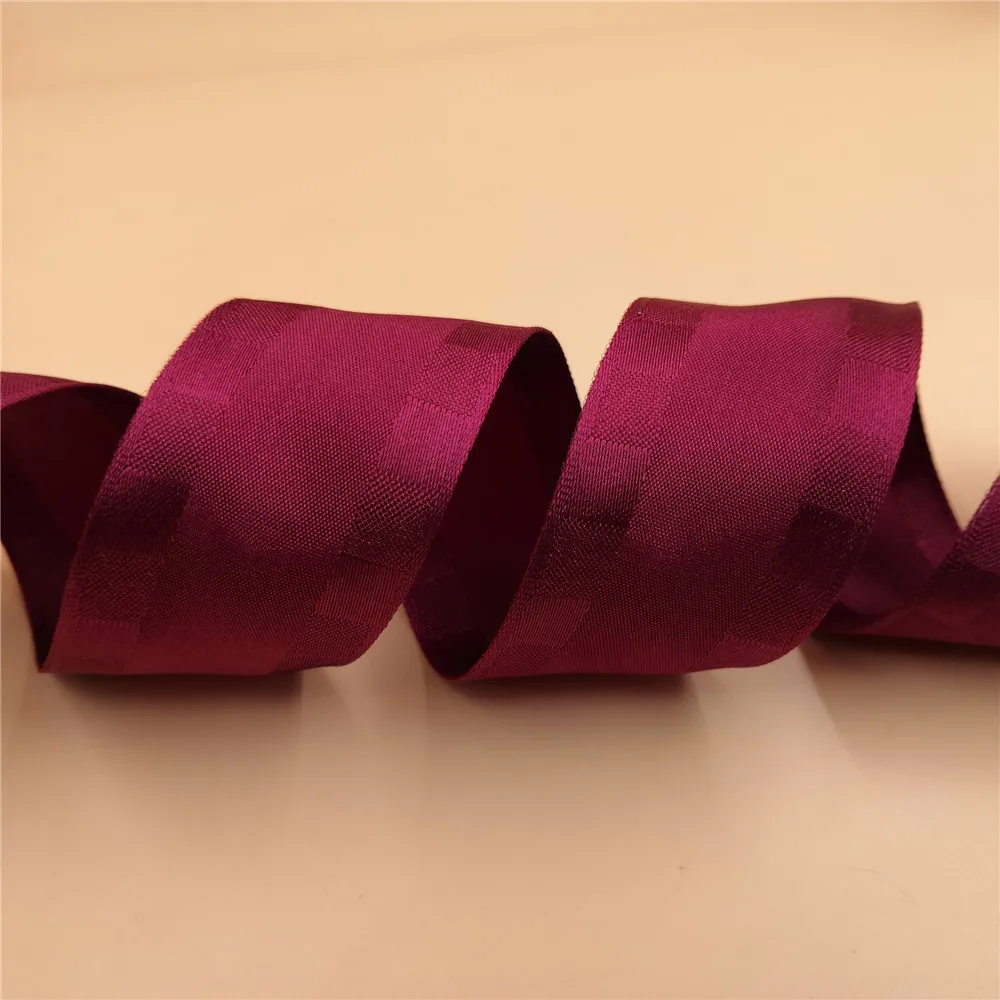 

38MM X 25yards Wired Burgundy Satin Ribbon with Two Tone Checked Edges for Gift Box Wrapping N2194