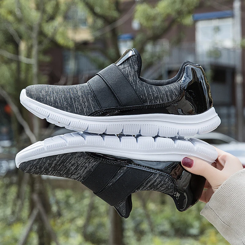 

Sneakers Women Sport Shoes Lace-Up Beginner Rubber Fashion Mesh Round Cross Straps Flat Sneakers Running Shoes Casual Shoes