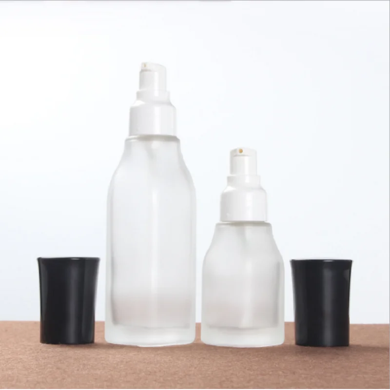 Small Spray Bottle Empty  Cosmetic Packaging Container Square Shape Emulsion Scrub Glass Toner Press Refillable Bottle