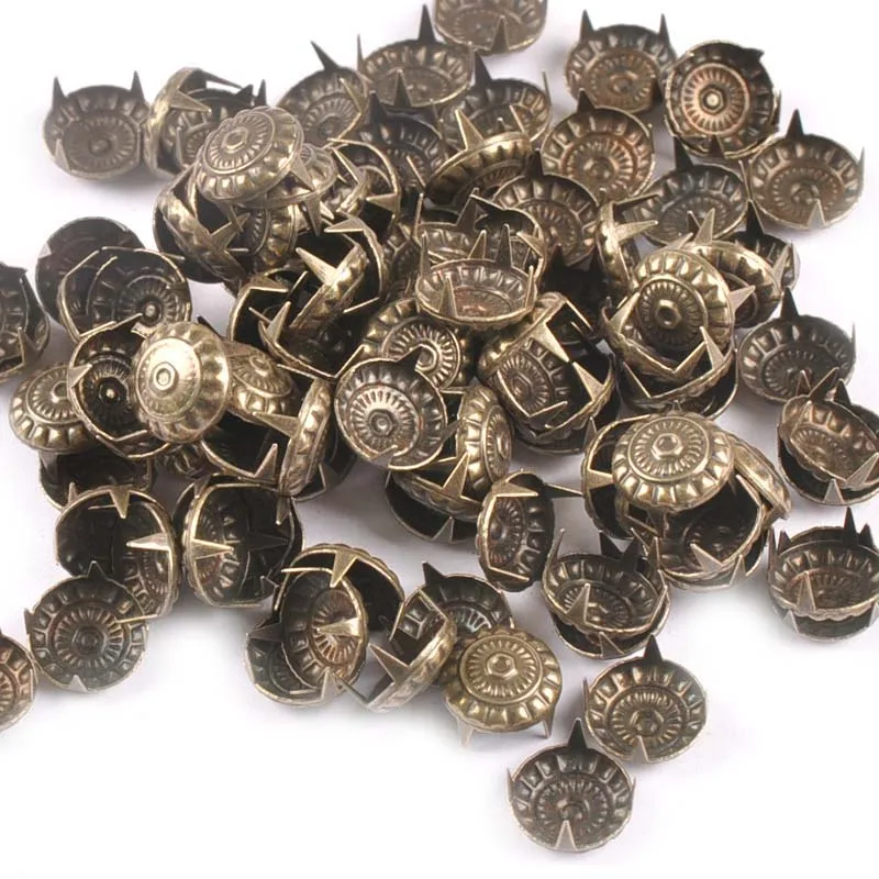 Bronze Four Brads Studs Spikes For Clothes Embellishment Scrapbook Home Decor Fastener DIY Metal Crafts Accessories 100Pcs c1917