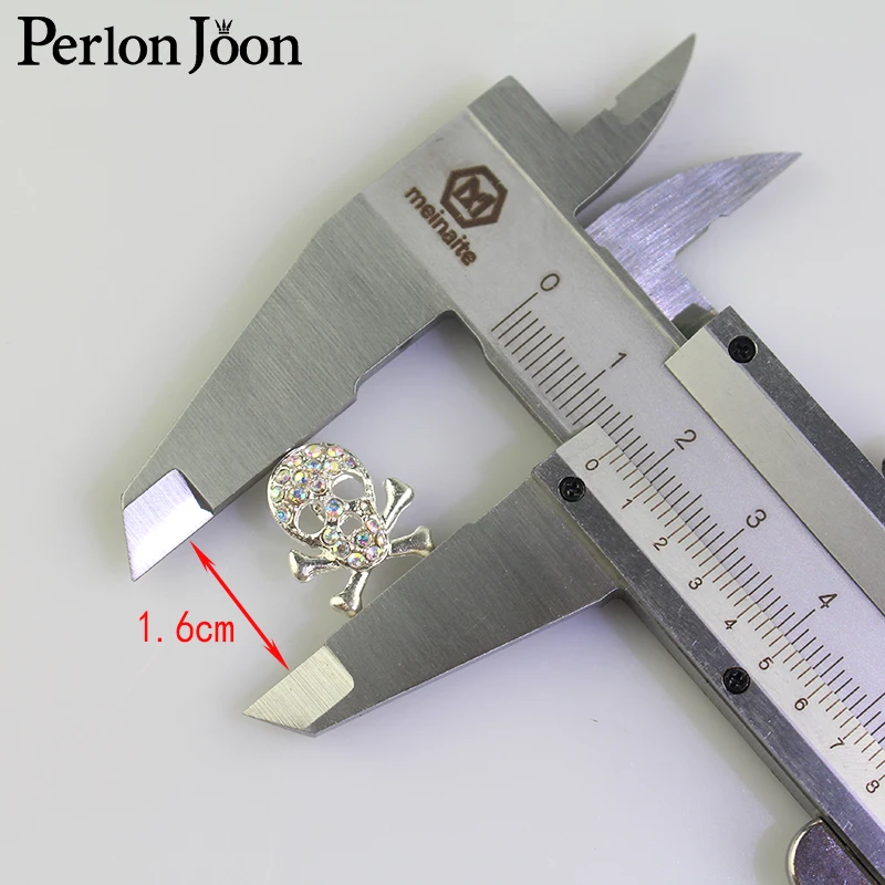 10pcs 14*16mm Skull shape rhinestone button gold and silver metal button fashion clothing decoration accessories for dress NK041