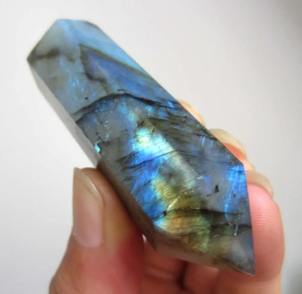 Natural beautiful labradorite QUARTZ CRYSTAL WAND POINT HEALING