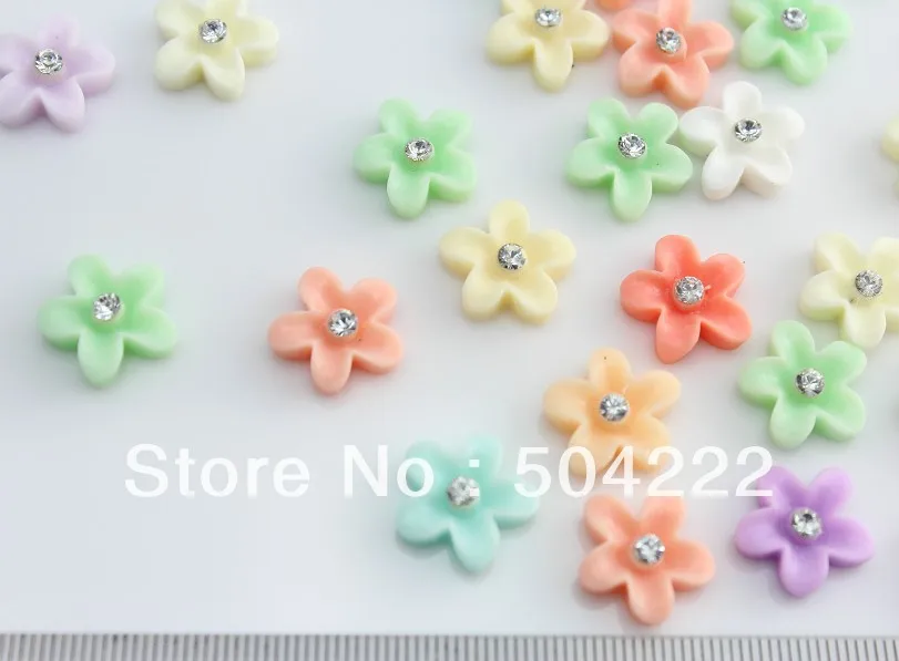 200pcs lovely flower with rhinestone cute resin Cabochon for Kawaii Decoden DIY Projects 15mm