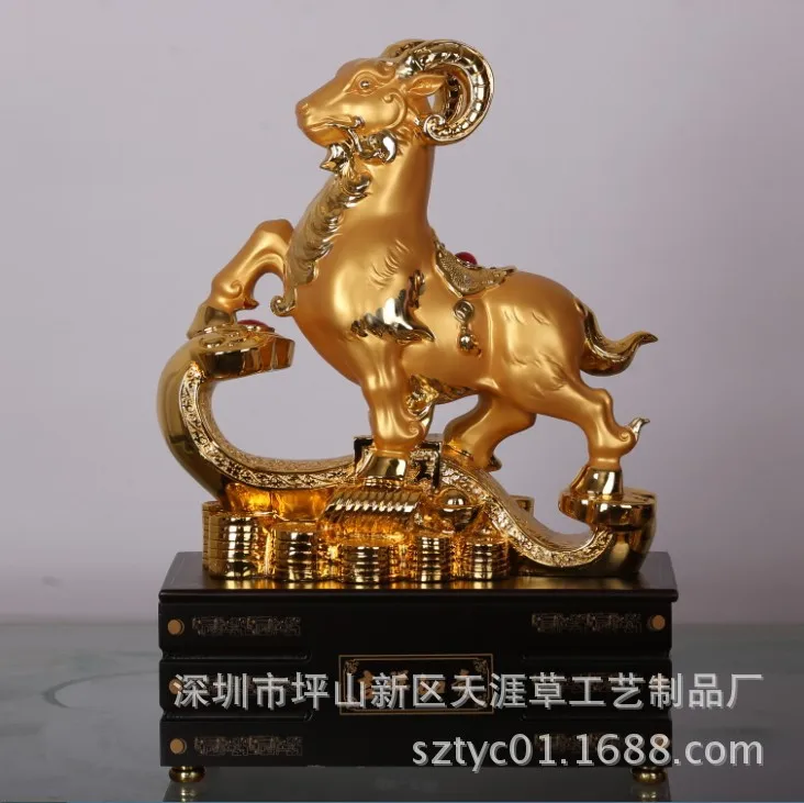 Shenzhen resin products manufacturers, wholesale Lucky Queen Decoration sheep sheep display luck with wine